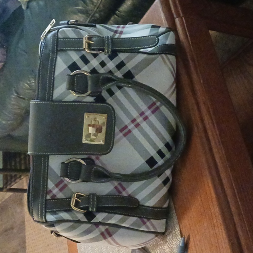 Satchel. Cute